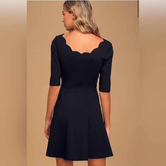 Tip the Scallops Black Scalloped Skater Dress - L - Picture 2 of 4